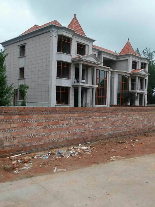 仿石漆施工時，為什么要做分格縫？